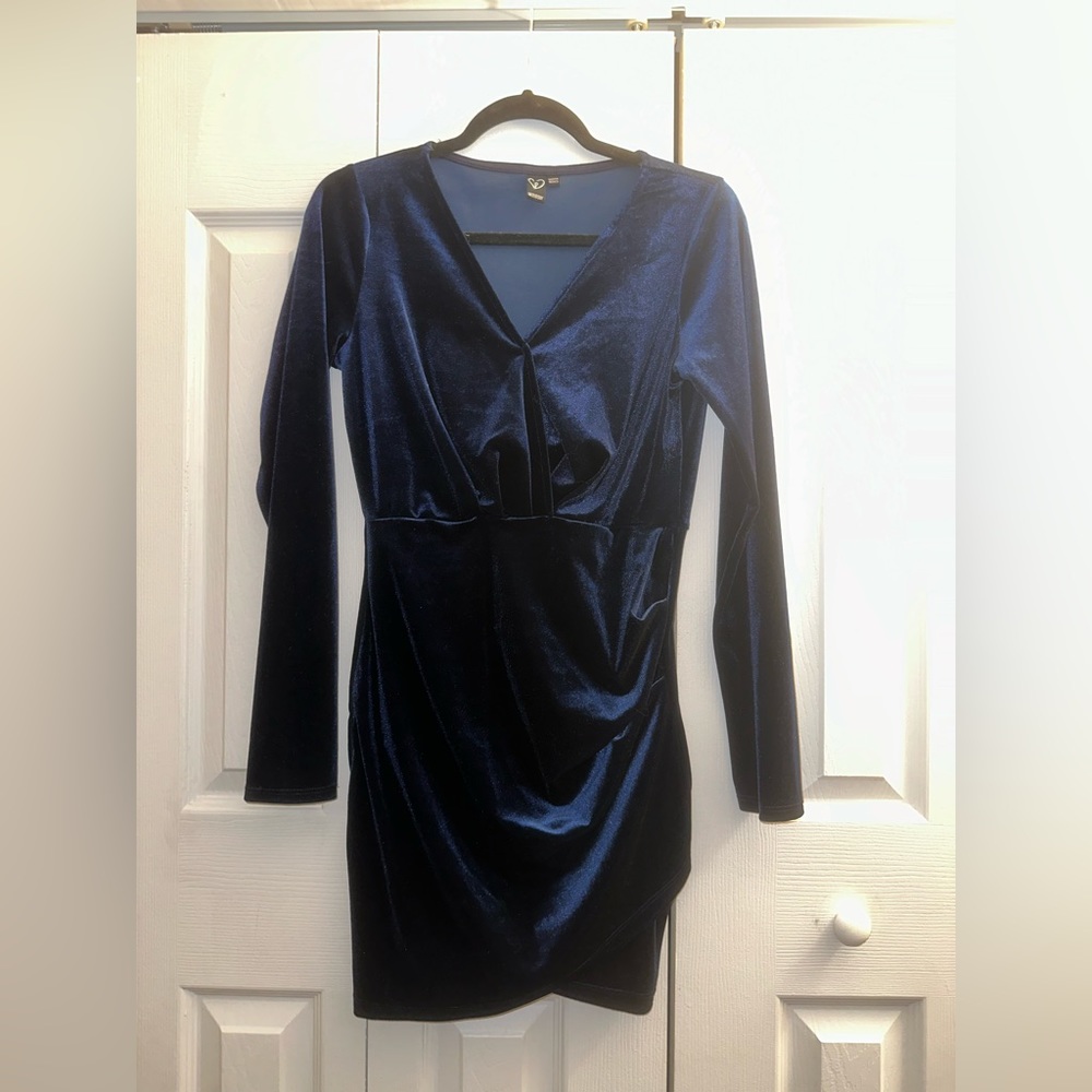 Windsor velvet dress